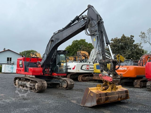 श्रृंखलित खुदाई करनेवाली मशीन CATERPILLAR 320 Kettenbagger 22,1 Ton *8.100 H