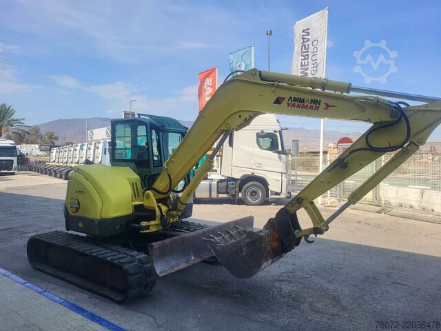 Máy xúc mini bánh xích cao su Yanmar ViO75-A