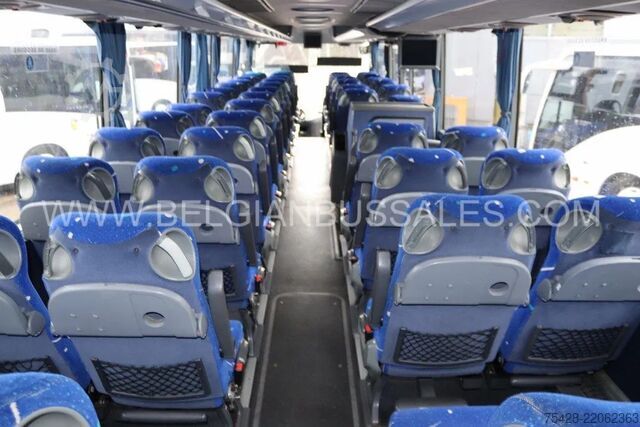 Távolsági autóbusz Mercedes-Benz Tourismo 16RHD M2 / Lift / USB / Full Options