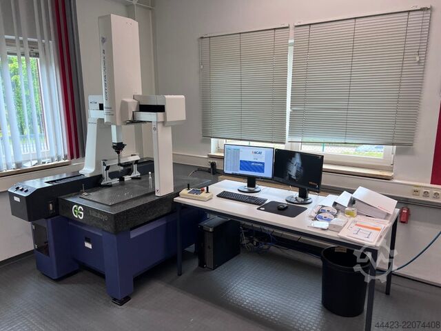 Máquina de medición Mitutoyo CRYSTA-Apex S574
