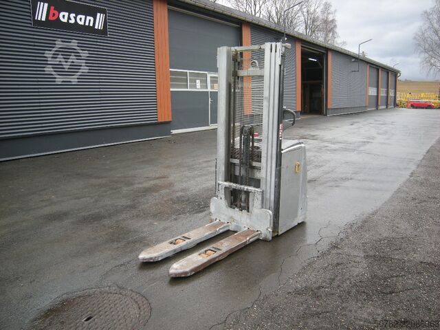 Xe nâng xếp pallet Pallet Stackers Still EXV 16I