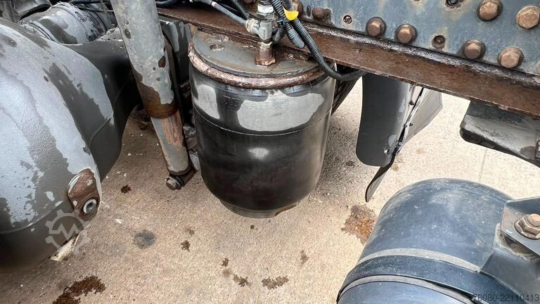 Tracteur standard Renault Premium 460 DXI (BOITE MANUELLE / MANUAL GEARBOX)