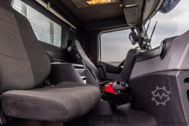 منصة التحميل RENAULT C 380 DXI+Palfinger 26 T/m+5EXT.