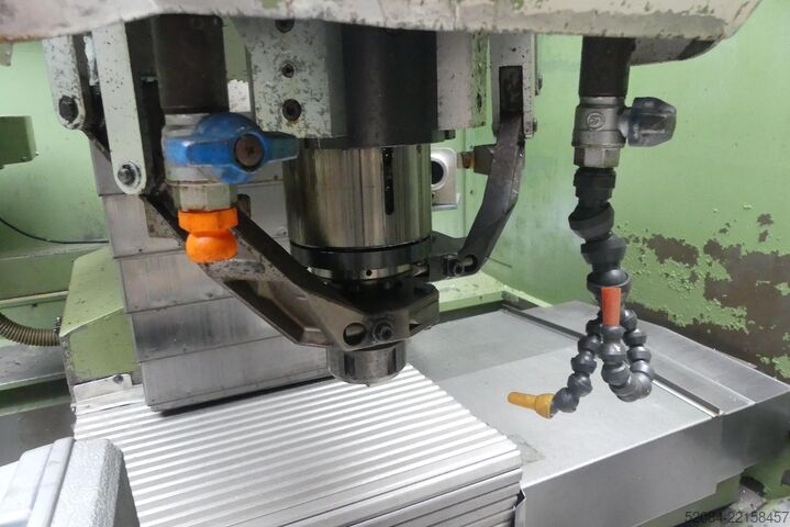 Centro de mecanizado vertical Chiron FZ16L CN