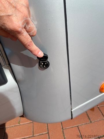 รถขนส่งปศุสัตว์ OPEL Movano 3.0 Pferdetr. Klima,AHK,Luftfederung