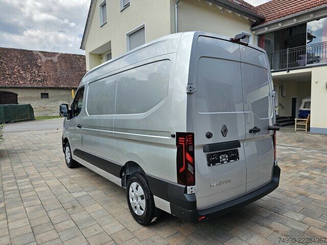 Skåpbil Renault Master L2H2 170 10` TFT Kamera LED Sitzheizung