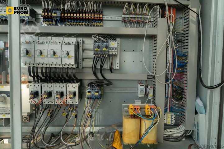 Kühler Used Aircooled chiller Climaveneta NECS R B 3218 746 kW. 2018 yom