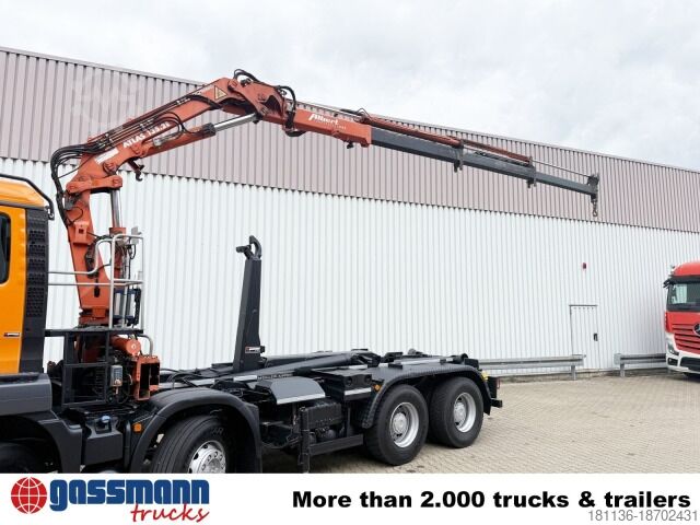 Camion benne à bras amovible MAN TGS 35.440 8x4 BL, Meiller 19.62, Atlas Kran