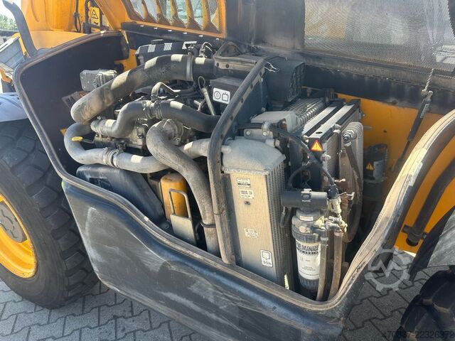 Teleskopický manipulátor JCB 541-70 Wastemaster / 4x4x4 / Klima