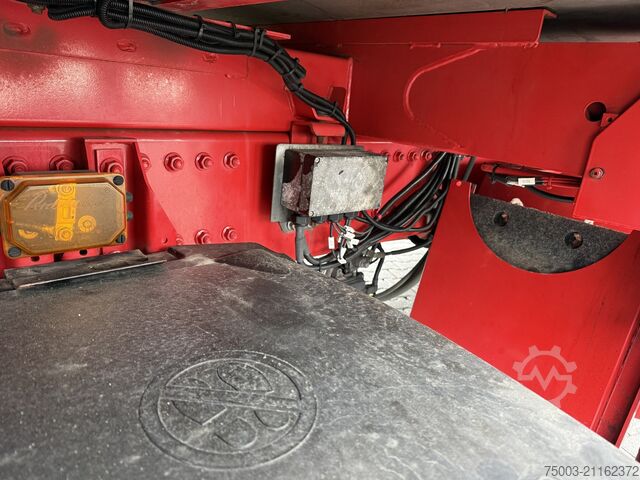 Krautuvas sumontuotas ant sunkvežimio Daf XF440 6X2 Palfinger PK 34002 bis 29 Meter