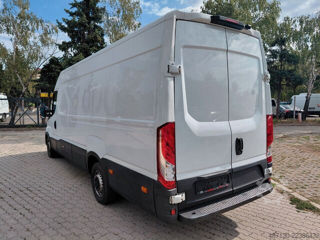 Furgon blaszak IVECO Daily  35 S14V 4100