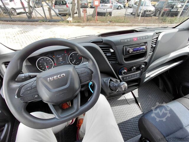 Furgon blaszak IVECO Daily  35 S14V 4100