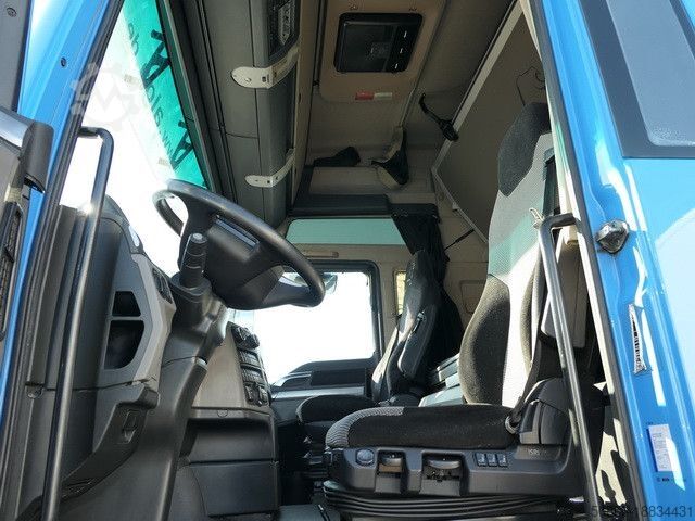 खतरनाक सामग्री ट्रक MAN 26.500 TGX XXL 6x2, Intarder, Klima, Schlafliege