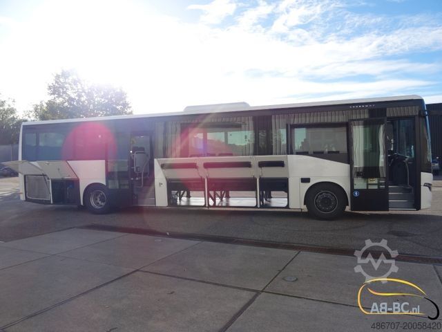 Långfärdsbuss IVECO Crossway 13 mtr 61 Sitze EURO 6 ADAS