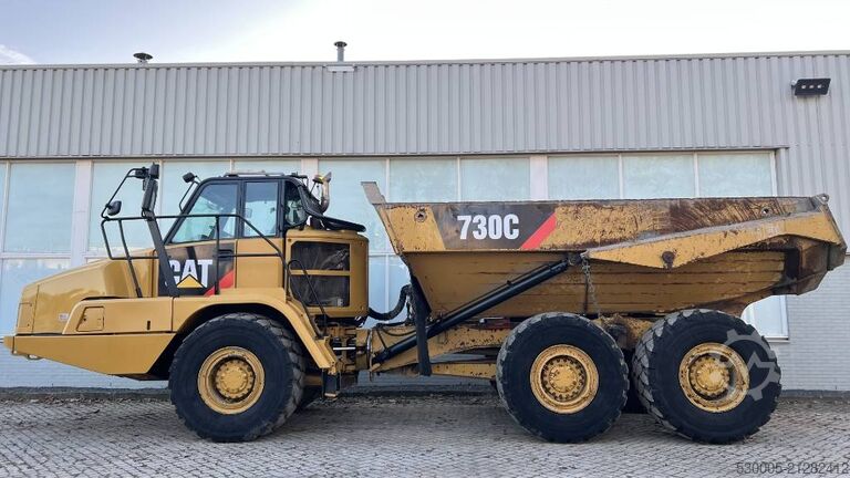 Dumper CAT 730 C2      2017