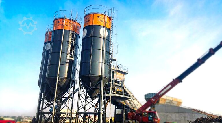 محطة خلط الخرسانة / مصنع الخرسانة FABO Concrete Batching Plant 160 m3 Compact Concrete Batching Plant