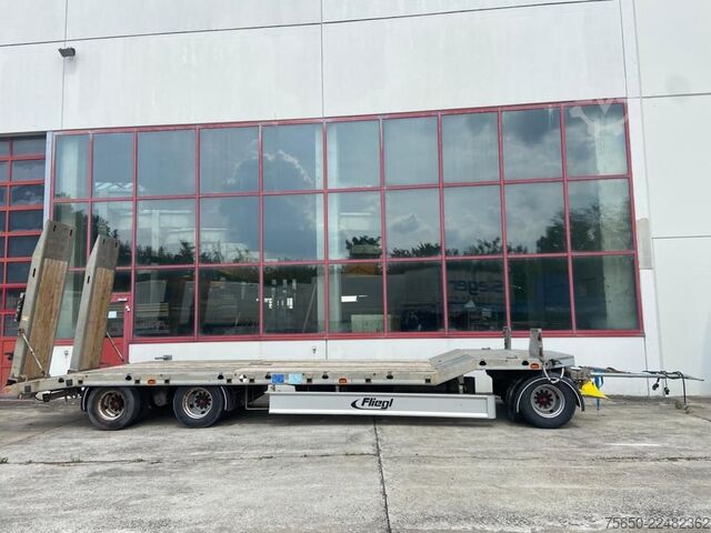 Reboque com plataforma rebaixada Fliegl DTS 300  3 Achs Tiefladeranhänger