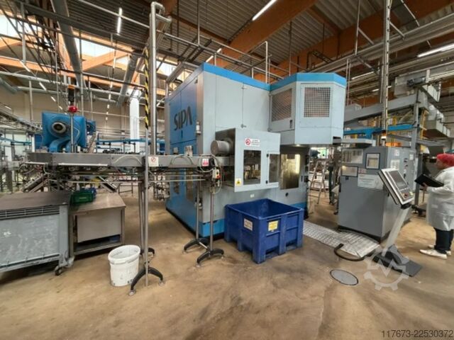 Máquina de moldagem por sopro SIPRA SFR 8 2009 - 12400bph Sipa SFR 8