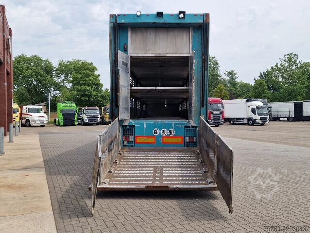 Transporti i bagëtive Lecitrailer Guiton livestock trailer 3 deck - Loadlift - St...