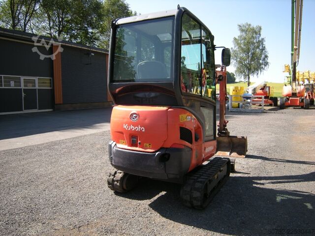  Kubota KX019-4