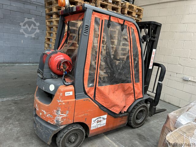 Forklift truck Toyota 8FGF18