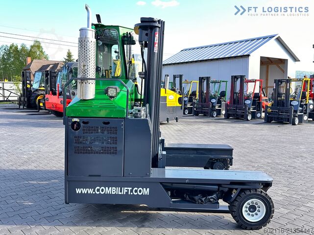 4 向叉车 Combilift C4000 / TRIPLEX / 4900MM / GAS