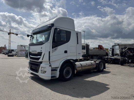標準トラクターユニット IVECO STRALIS 460 GAS, 2 LNG-TANKS, RETARDER,