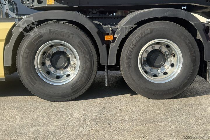 Standaard trekker Volvo FH Electric 6x4 / Swiss-Vehicle