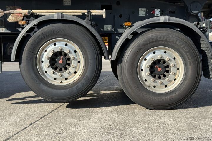 Standaard trekker Volvo FH Electric 6x4 / Swiss-Vehicle