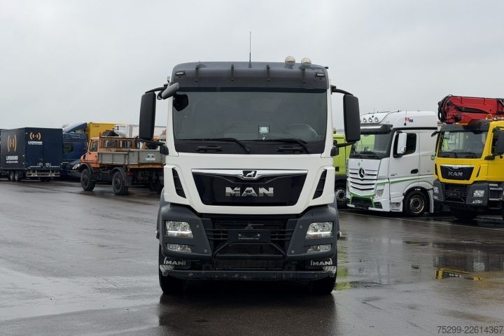 Truk jungkit MAN TGS 35.500 10x4 Kipper / Swiss-Vehicle