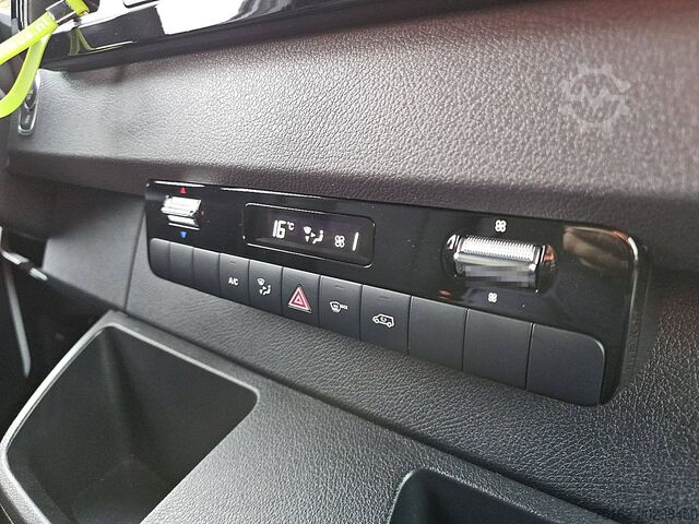 Camioneta familiar de techo alto MERCEDES-BENZ SPRINTER 317 L2H2 LED Mbux Navi