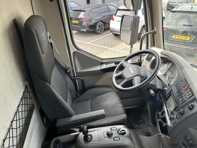 Koffer DAF LF 230 FA / 12 Ton / Tacho V2 / Navi - Camera /...