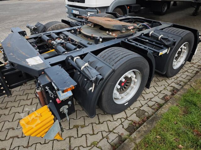 نیمه یدک‌کش KRONE ZZB18eLZ Dolly  aktiv gelenkte Achse