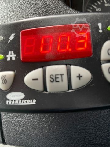 রেফ্রিজারেটর ভ্যান MERCEDES-BENZ Sprinter 313 CDI Frischdienst/Carrier /AC/Autom.