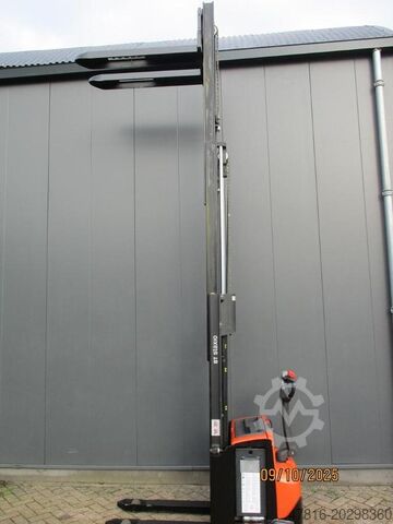 Carretilla elevadora BT SWE140