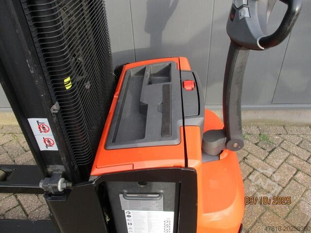 Carretilla elevadora BT SWE140