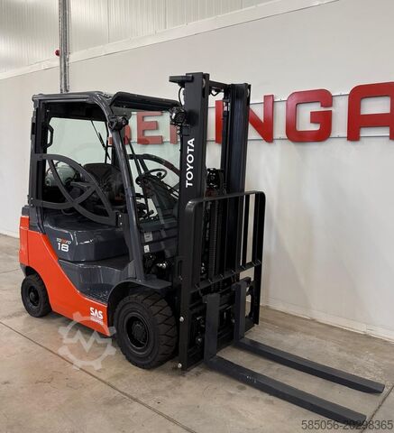 4-hjuls gaffeltruck Toyota 11025 - 02-8FGF18