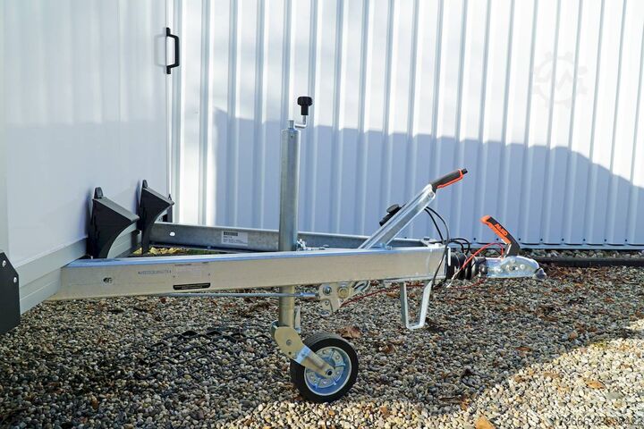  Humbaur HK 132614-18 PF30 Basic 251X133X169CM 1300KG KÜHLANHÄNGER