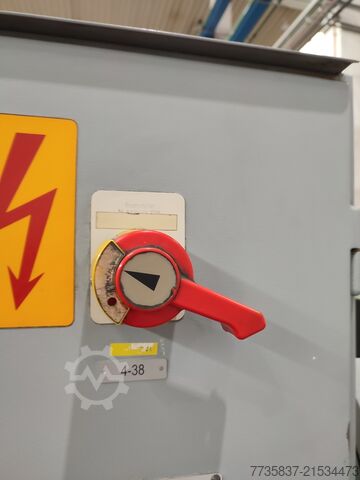 Stroj za unutrašnje i čeono brušenje Voumard 5A LP1000