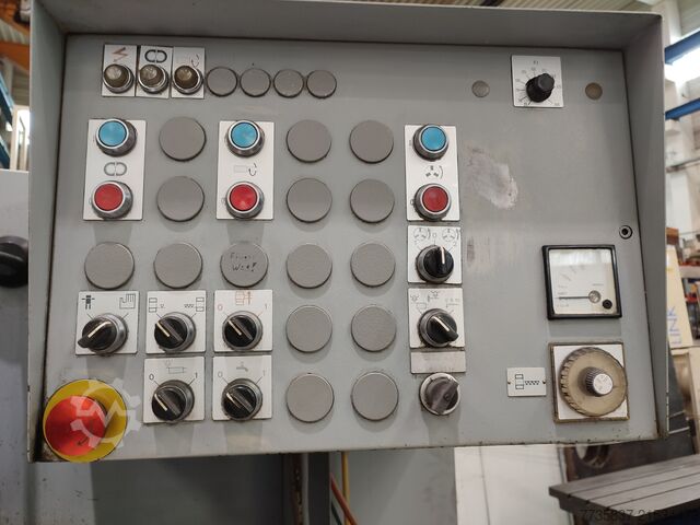 Stroj za unutrašnje i čeono brušenje Voumard 5A LP1000