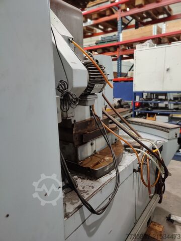 Stroj za unutrašnje i čeono brušenje Voumard 5A LP1000