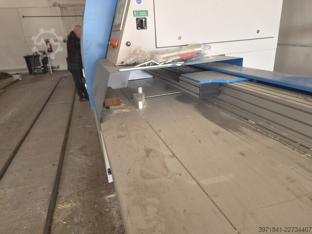 Soukup (tên riêng, có thể là tên công ty hoặc họ cá nhân), không dịch. soukup crosline650