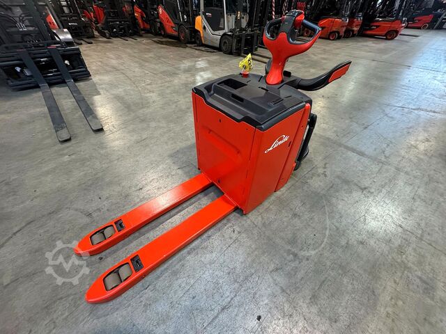 Hand pallet truck platform electric 3,050 h Linde T 20AP