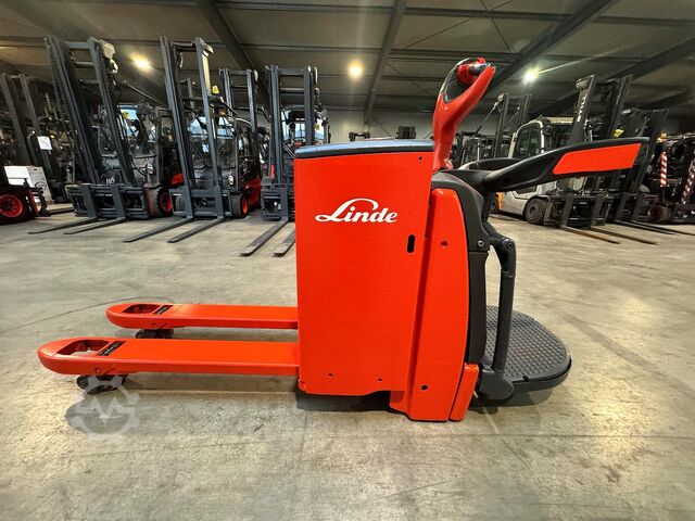 Hand pallet truck platform electric 3,050 h Linde T 20AP