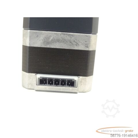 Motor Orientalmotor PKP243D15A2-SG7.2 Schrittmotor SN: RX7N144102