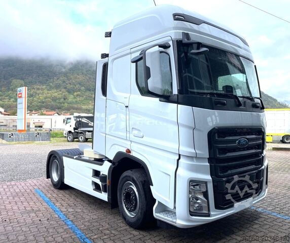 Caminhão para fins especiais FORD 510 2° Generazione