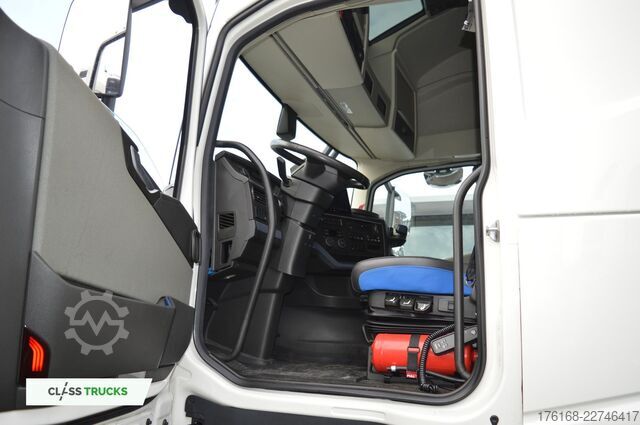 标准牵引车头 VOLVO FH 500 XL i-ParkCool ACC Side Skirts