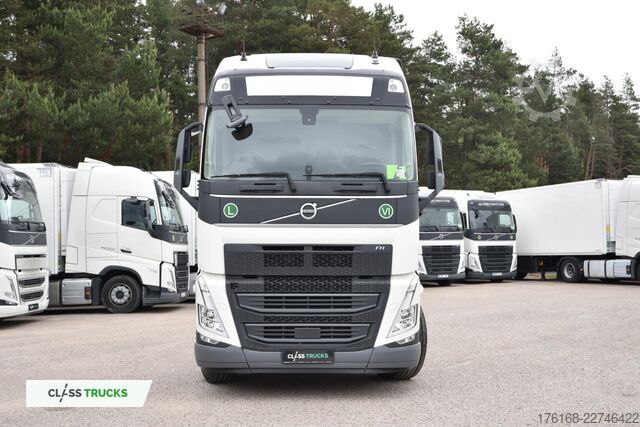 đầu kéo tiêu chuẩn VOLVO FH 500 Globetrotter XL I-ParkCool ACC