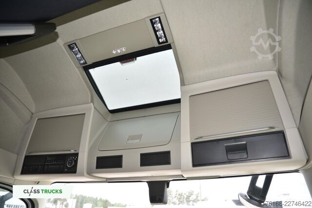đầu kéo tiêu chuẩn VOLVO FH 500 Globetrotter XL I-ParkCool ACC