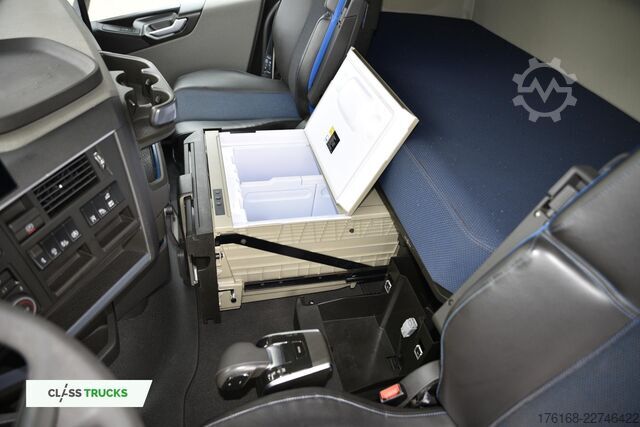 đầu kéo tiêu chuẩn VOLVO FH 500 Globetrotter XL I-ParkCool ACC
